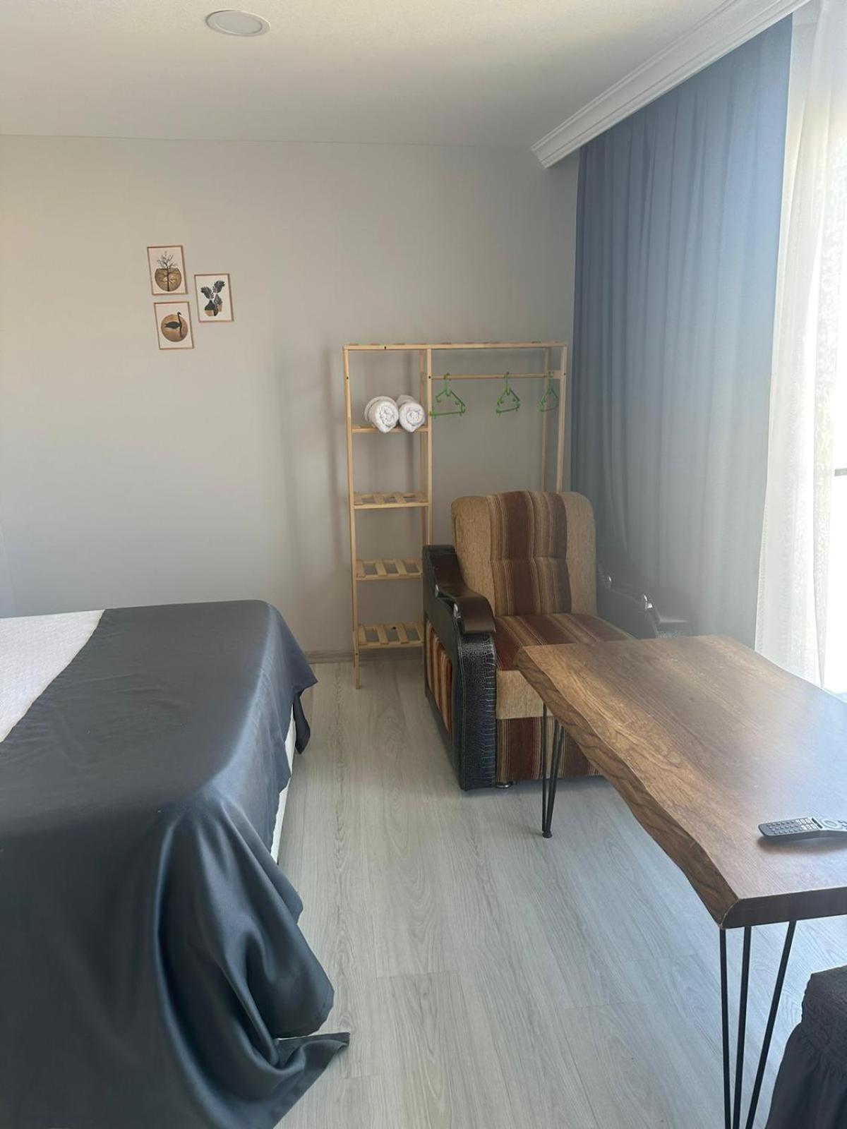 Holiday Beach Hotel Arnavutkoy Exteriör bild